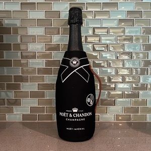 💋Moet & Chandon champagne jacket 💋